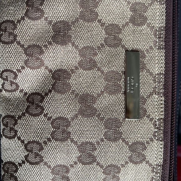 Gucci Canvas Boat Pochette - Picture 2 of 10